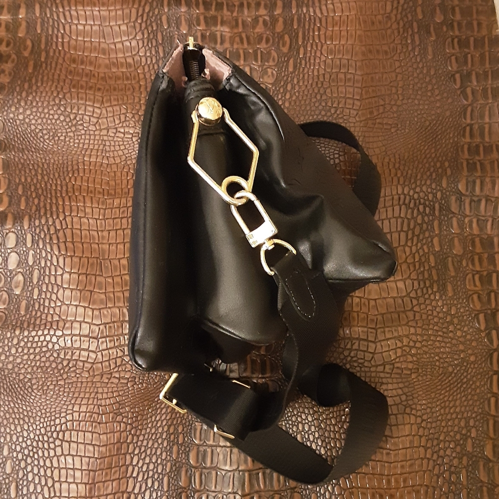 Louis Vuitton Black Embossed Monogram Shoulder Bag with Branded Strap - Picture 7 of 9